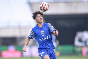 东体：刘诚宇落选U22国足名单，更大可能和他的伤病有关