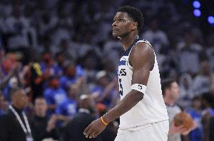 Shams：爱德华兹狂练背身后仰跳投 研习了大量乔丹科比的比赛录像